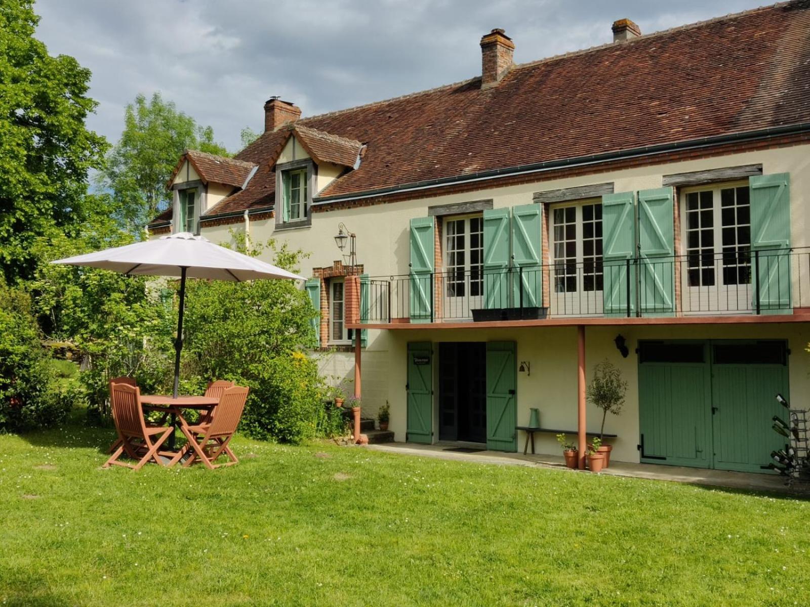 Chambres D'Hotes / B&B Chez Mon Reve Eguzon-Chantome Екстериор снимка